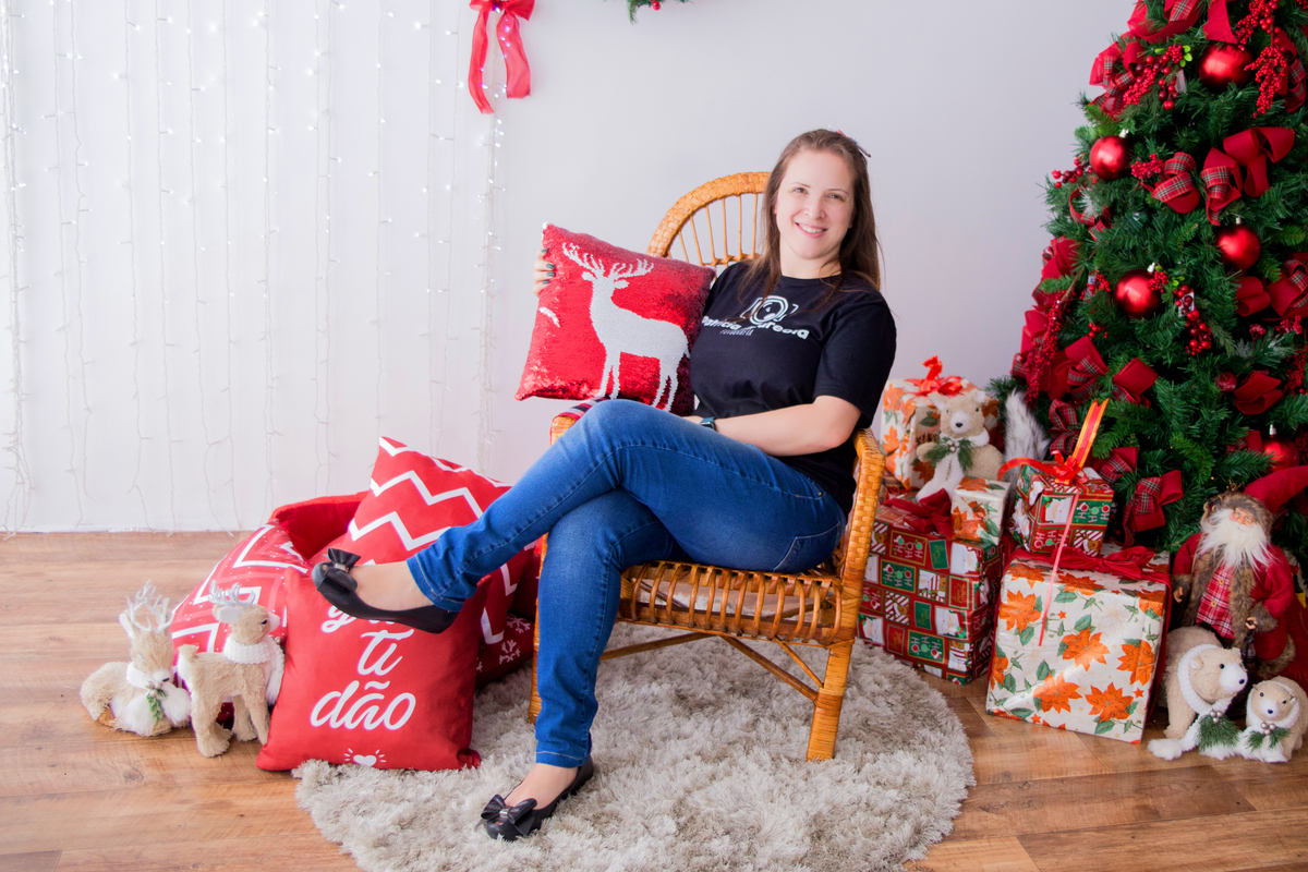 acompanhamento mensal de bebe caxias do sul figurino cenario tematico  personagem foto infantil serra gaucha fotografia familia mundo azul rosa ensaio fotografico crianca newborn baby menino menina smash the cake esmague o bolo banheira urso circo