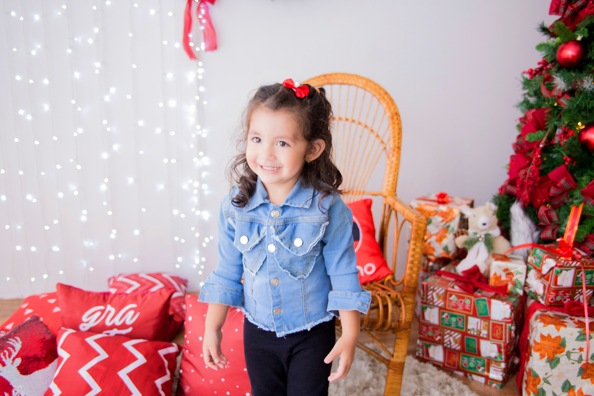 acompanhamento mensal de bebe caxias do sul figurino cenario tematico  personagem foto infantil serra gaucha fotografia familia mundo azul rosa ensaio fotografico crianca newborn baby menino menina smash the cake esmague o bolo banheira urso circo