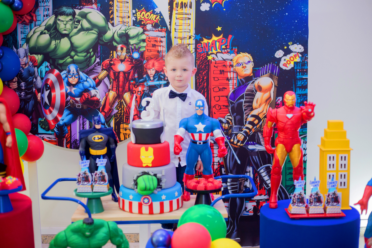 acompanhamento mensal de bebe caxias do sul figurino cenario tematico  personagem foto infantil serra gaucha fotografia familia mundo azul rosa ensaio fotografico crianca newborn baby menino menina smash the cake esmague o bolo banheira urso circo