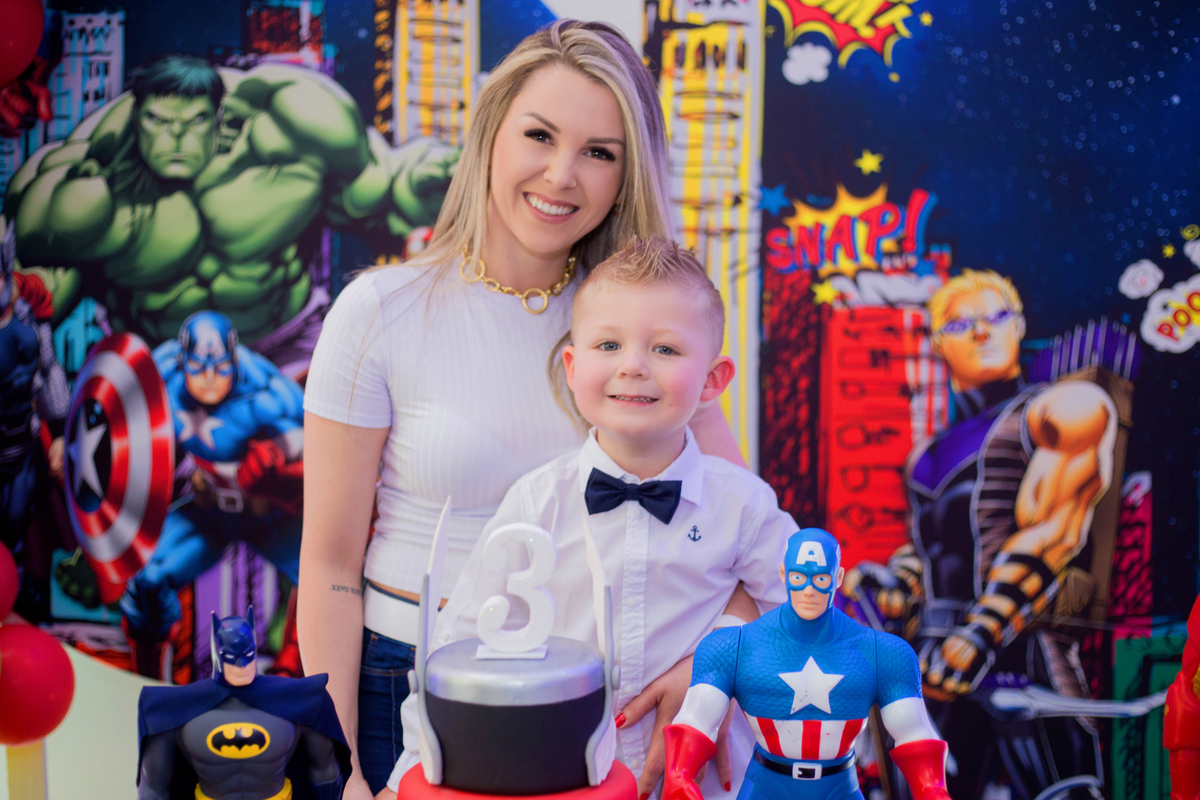 acompanhamento mensal de bebe caxias do sul figurino cenario tematico  personagem foto infantil serra gaucha fotografia familia mundo azul rosa ensaio fotografico crianca newborn baby menino menina smash the cake esmague o bolo banheira urso circo