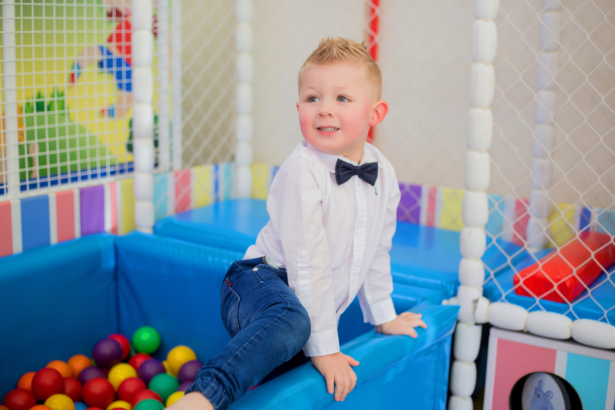 acompanhamento mensal de bebe caxias do sul figurino cenario tematico  personagem foto infantil serra gaucha fotografia familia mundo azul rosa ensaio fotografico crianca newborn baby menino menina smash the cake esmague o bolo banheira urso circo