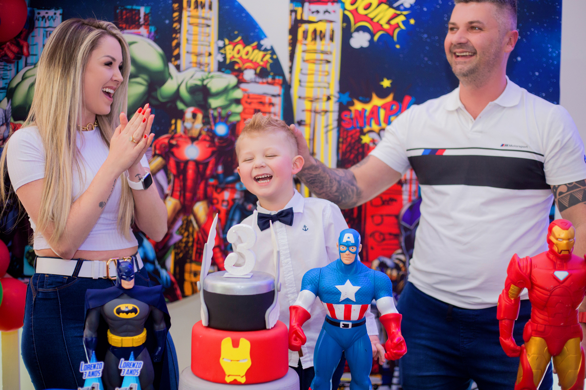 acompanhamento mensal de bebe caxias do sul figurino cenario tematico  personagem foto infantil serra gaucha fotografia familia mundo azul rosa ensaio fotografico crianca newborn baby menino menina smash the cake esmague o bolo banheira urso circo