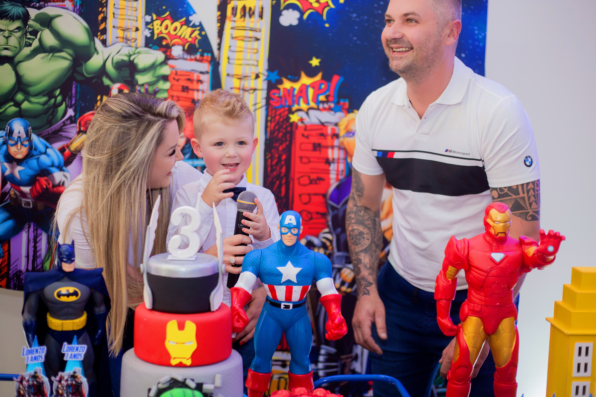acompanhamento mensal de bebe caxias do sul figurino cenario tematico  personagem foto infantil serra gaucha fotografia familia mundo azul rosa ensaio fotografico crianca newborn baby menino menina smash the cake esmague o bolo banheira urso circo