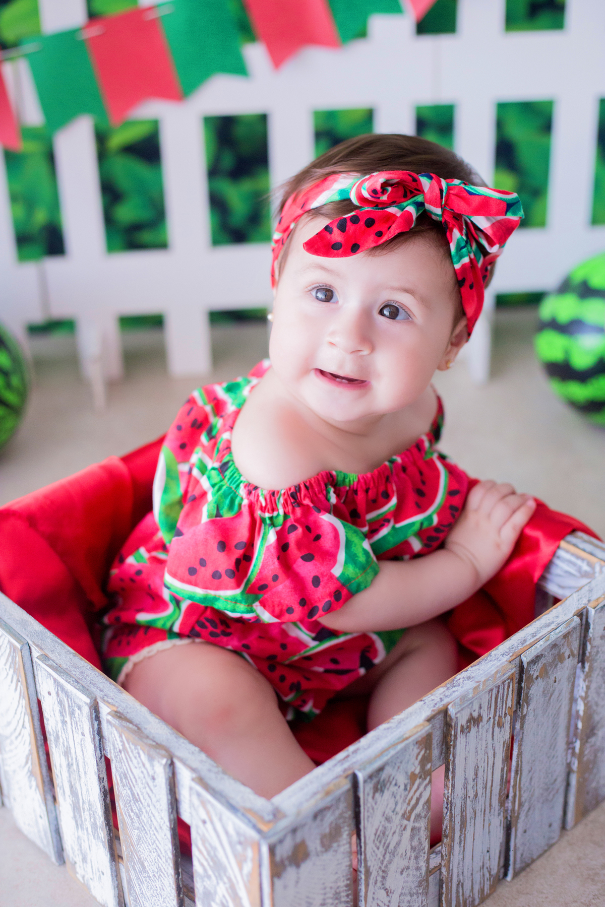 acompanhamento mensal de bebe caxias do sul figurino cenario tematico  personagem foto infantil serra gaucha fotografia familia mundo azul rosa ensaio fotografico crianca newborn baby menino menina smash the cake esmague o bolo banheira urso circo