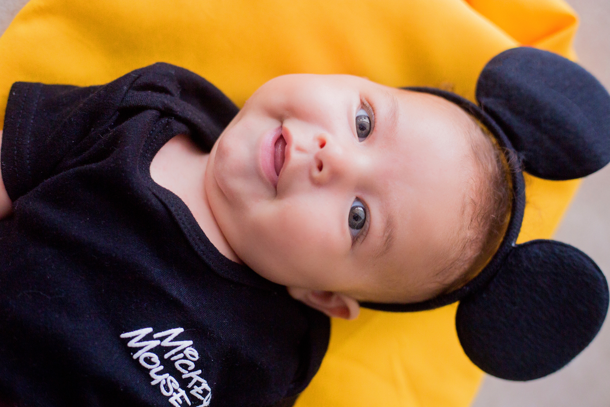 acompanhamento mensal de bebe caxias do sul figurino cenario tematico  personagem foto infantil serra gaucha fotografia familia mundo azul rosa ensaio fotografico crianca newborn baby menino menina smash the cake esmague o bolo banheira urso circo