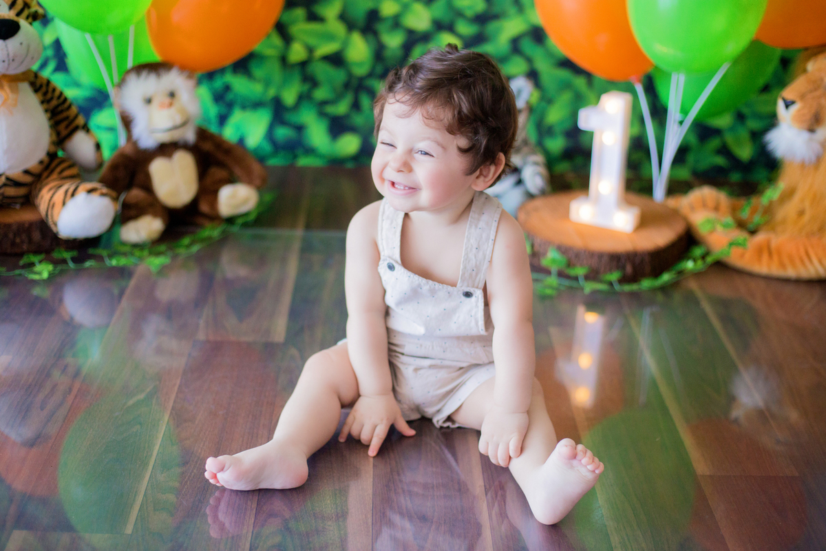 acompanhamento mensal de bebe caxias do sul figurino cenario tematico  personagem foto infantil serra gaucha fotografia familia mundo azul rosa ensaio fotografico crianca newborn baby menino menina smash the cake esmague o bolo banheira urso circo