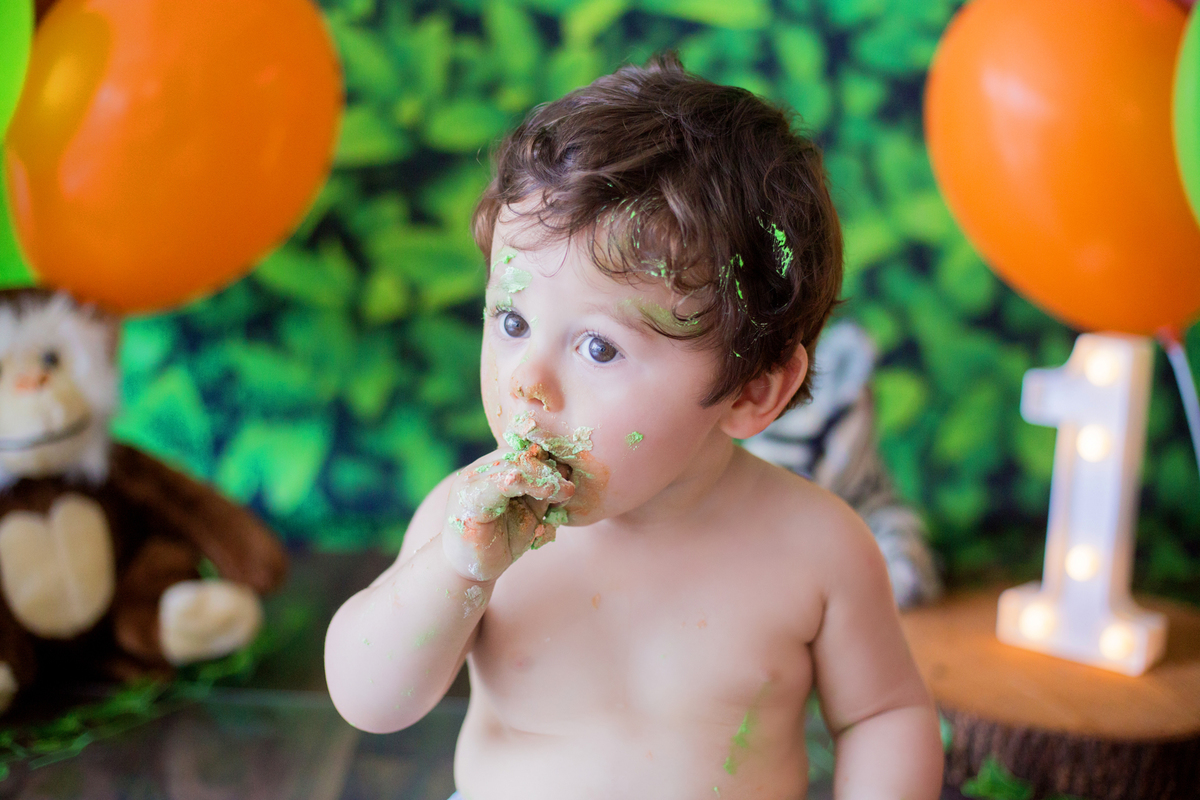 acompanhamento mensal de bebe caxias do sul figurino cenario tematico  personagem foto infantil serra gaucha fotografia familia mundo azul rosa ensaio fotografico crianca newborn baby menino menina smash the cake esmague o bolo banheira urso circo