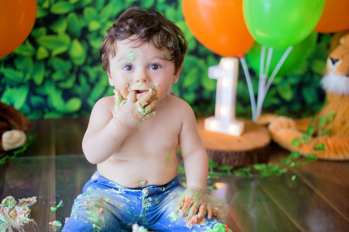 acompanhamento mensal de bebe caxias do sul figurino cenario tematico  personagem foto infantil serra gaucha fotografia familia mundo azul rosa ensaio fotografico crianca newborn baby menino menina smash the cake esmague o bolo banheira urso circo