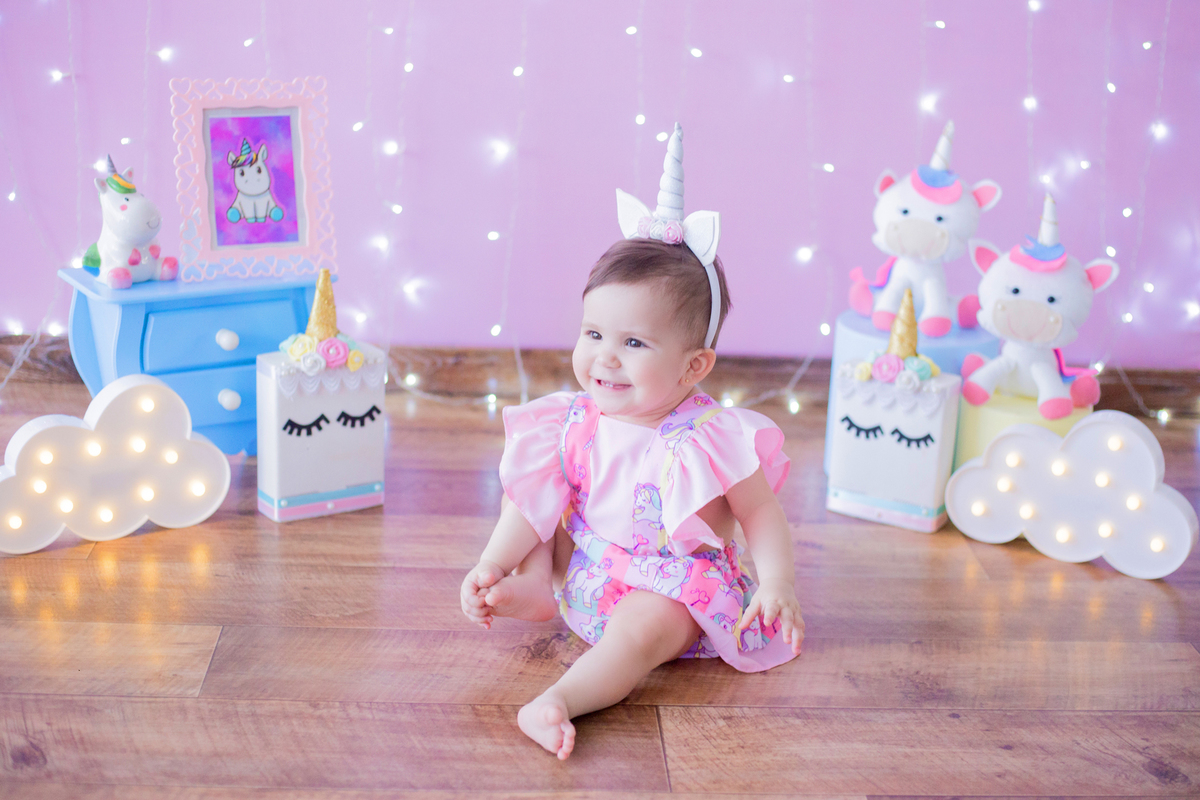 acompanhamento mensal de bebe caxias do sul figurino cenario tematico  personagem foto infantil serra gaucha fotografia familia mundo azul rosa ensaio fotografico crianca newborn baby menino menina smash the cake esmague o bolo banheira urso circo