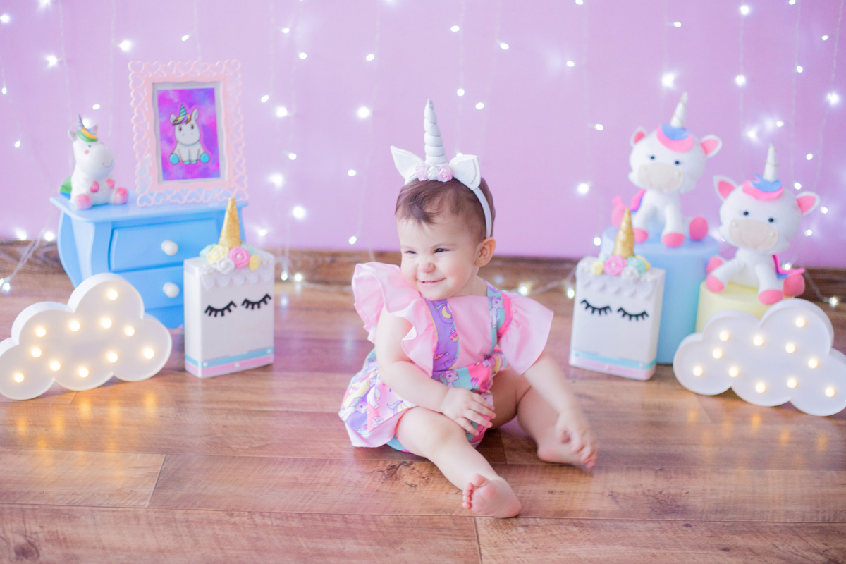 acompanhamento mensal de bebe caxias do sul figurino cenario tematico  personagem foto infantil serra gaucha fotografia familia mundo azul rosa ensaio fotografico crianca newborn baby menino menina smash the cake esmague o bolo banheira urso circo