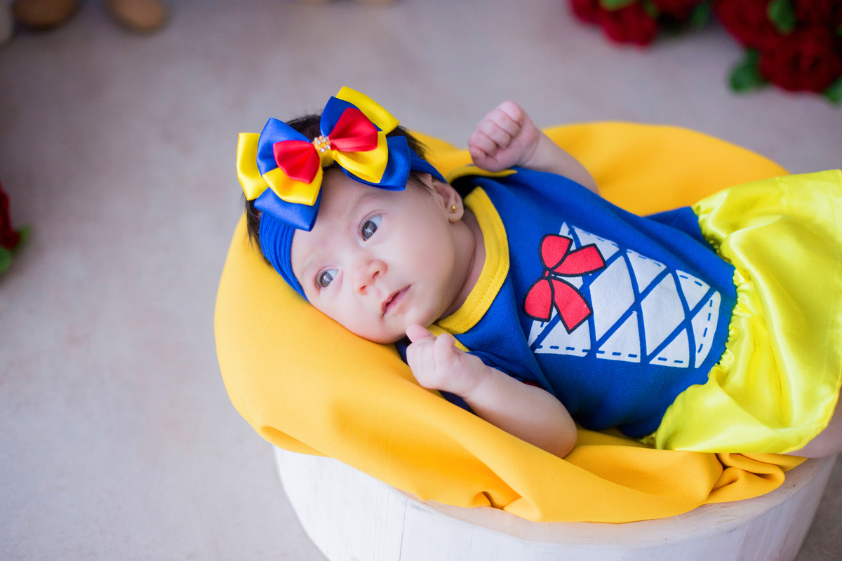acompanhamento mensal de bebe caxias do sul figurino cenario tematico  personagem foto infantil serra gaucha fotografia familia mundo azul rosa ensaio fotografico crianca newborn baby menino menina smash the cake esmague o bolo banheira urso circo