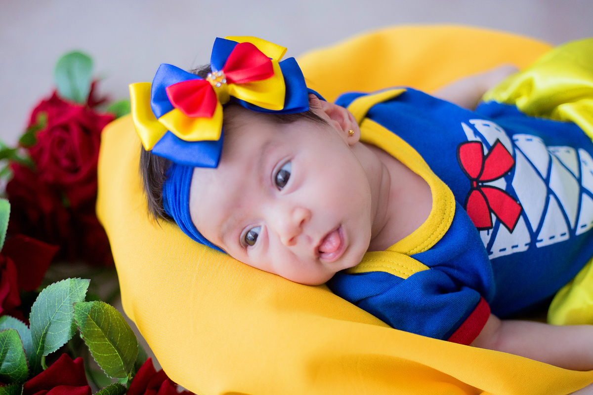acompanhamento mensal de bebe caxias do sul figurino cenario tematico  personagem foto infantil serra gaucha fotografia familia mundo azul rosa ensaio fotografico crianca newborn baby menino menina smash the cake esmague o bolo banheira urso circo