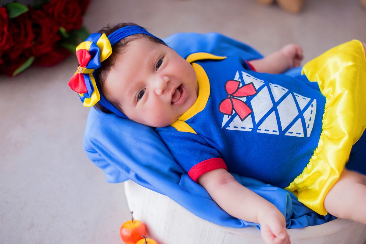 acompanhamento mensal de bebe caxias do sul figurino cenario tematico  personagem foto infantil serra gaucha fotografia familia mundo azul rosa ensaio fotografico crianca newborn baby menino menina smash the cake esmague o bolo banheira urso circo