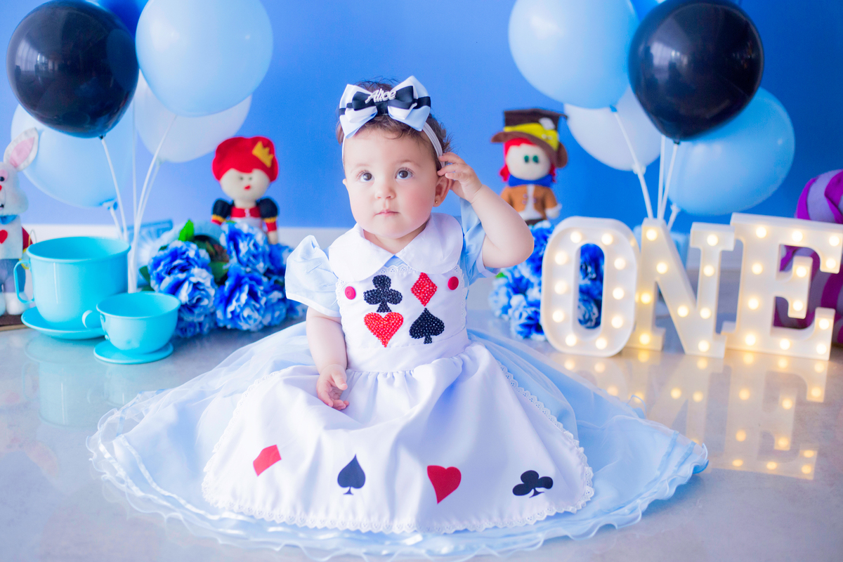 acompanhamento mensal de bebe caxias do sul figurino cenario tematico  personagem foto infantil serra gaucha fotografia familia mundo azul rosa ensaio fotografico crianca newborn baby menino menina smash the cake esmague o bolo banheira urso circo