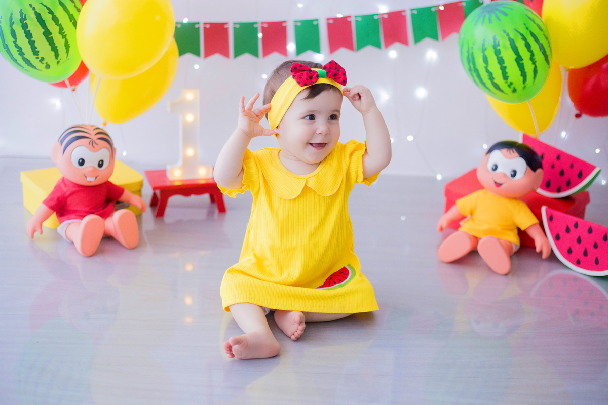 acompanhamento mensal de bebe caxias do sul figurino cenario tematico  personagem foto infantil serra gaucha fotografia familia mundo azul rosa ensaio fotografico crianca newborn baby menino menina smash the cake esmague o bolo banheira urso circo