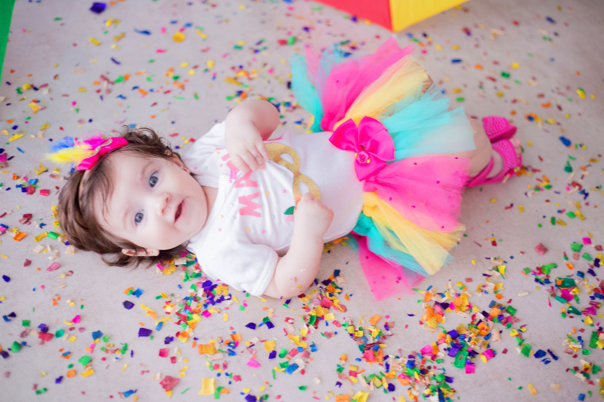 acompanhamento mensal de bebe caxias do sul figurino cenario tematico  personagem foto infantil serra gaucha fotografia familia mundo azul rosa ensaio fotografico crianca newborn baby menino menina smash the cake esmague o bolo banheira urso circo