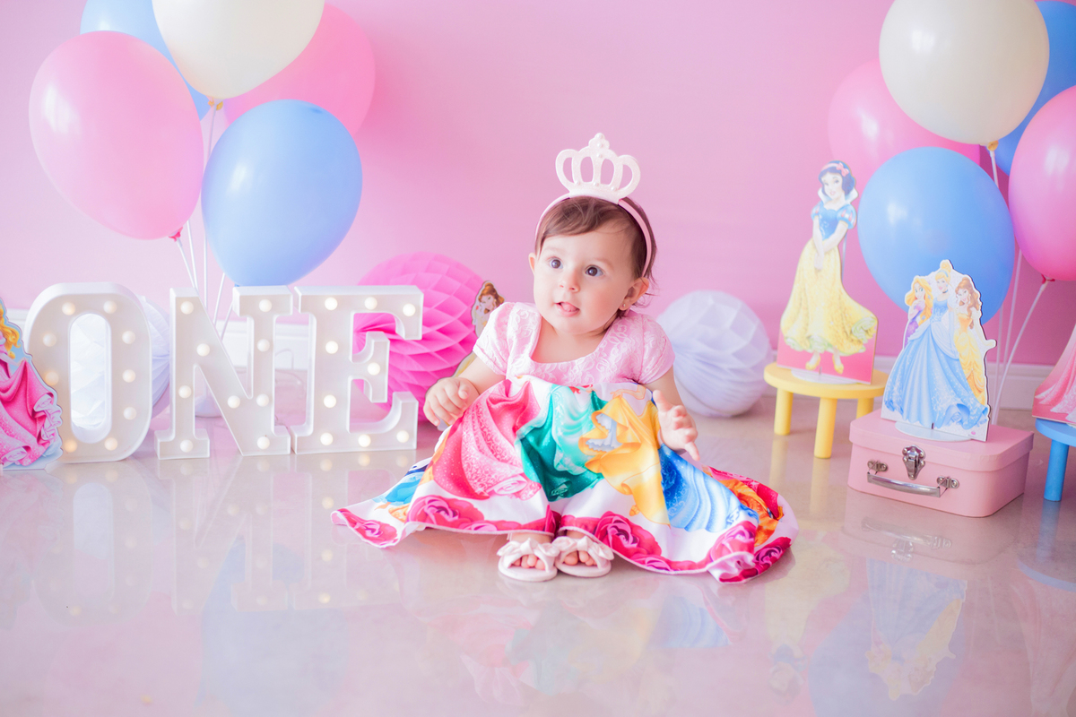 acompanhamento mensal de bebe caxias do sul figurino cenario tematico  personagem foto infantil serra gaucha fotografia familia mundo azul rosa ensaio fotografico crianca newborn baby menino menina smash the cake esmague o bolo banheira urso circo