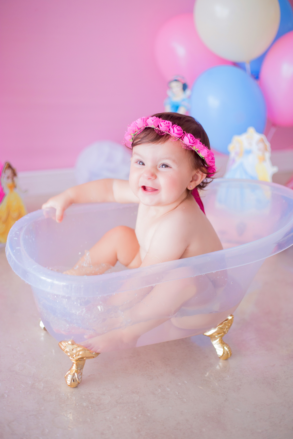 acompanhamento mensal de bebe caxias do sul figurino cenario tematico  personagem foto infantil serra gaucha fotografia familia mundo azul rosa ensaio fotografico crianca newborn baby menino menina smash the cake esmague o bolo banheira urso circo