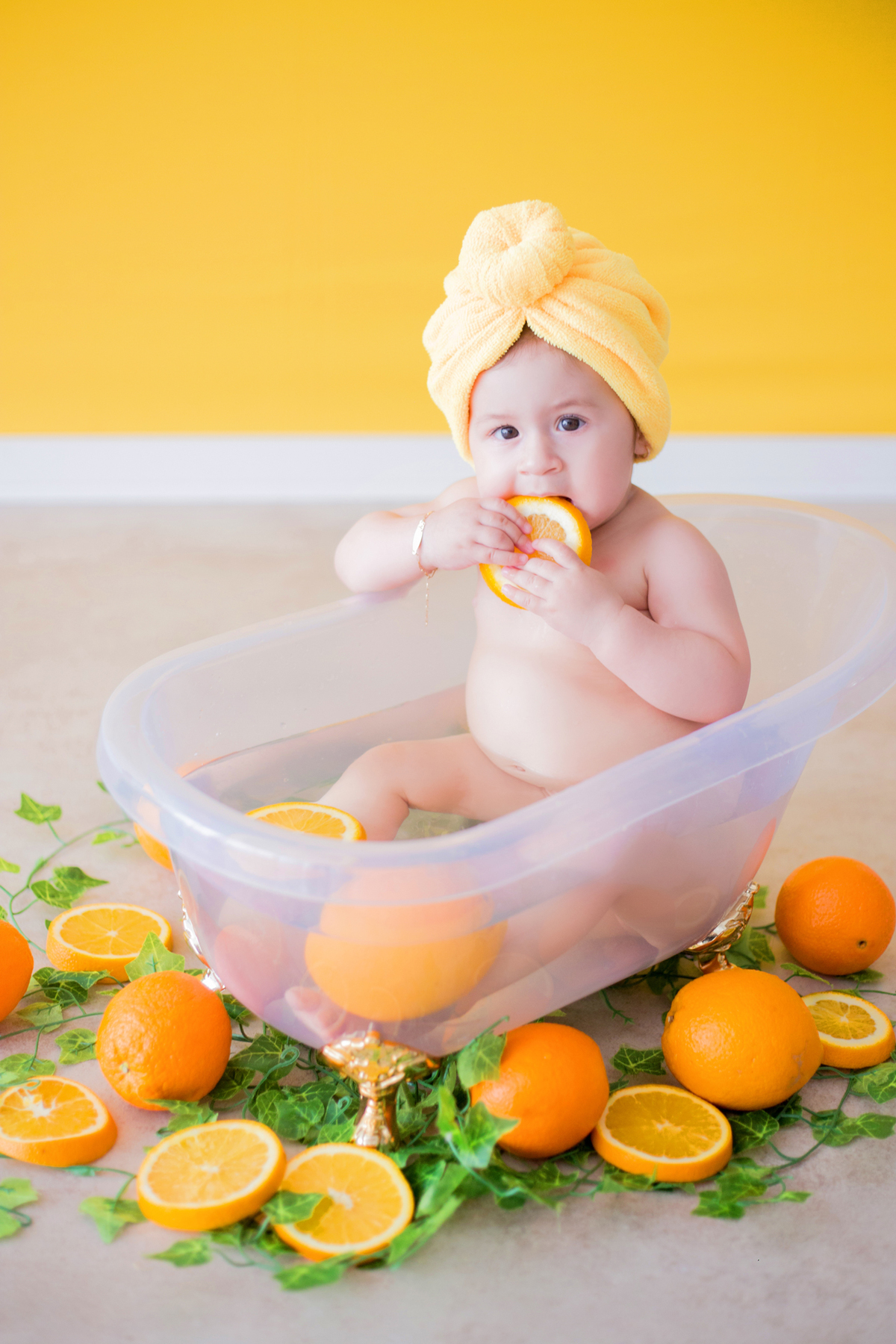 acompanhamento mensal de bebe caxias do sul figurino cenario tematico  personagem foto infantil serra gaucha fotografia familia mundo azul rosa ensaio fotografico crianca newborn baby menino menina smash the cake esmague o bolo banheira urso circo