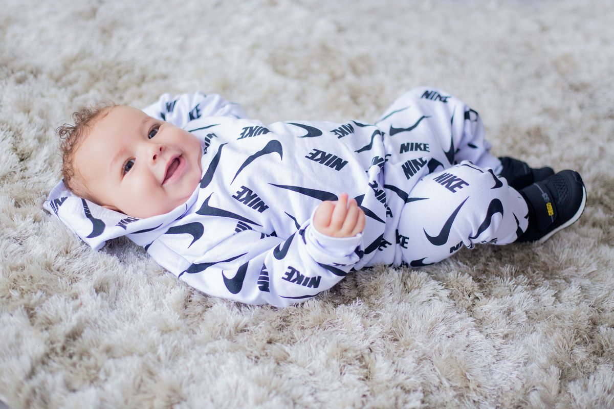acompanhamento mensal de bebe caxias do sul figurino cenario tematico  personagem foto infantil serra gaucha fotografia familia mundo azul rosa ensaio fotografico crianca newborn baby menino menina smash the cake esmague o bolo banheira urso circo