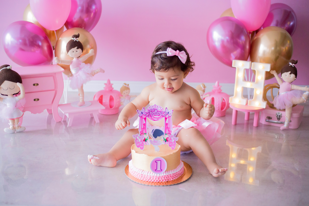 acompanhamento mensal de bebe caxias do sul figurino cenario tematico  personagem foto infantil serra gaucha fotografia familia mundo azul rosa ensaio fotografico crianca newborn baby menino menina smash the cake esmague o bolo banheira urso circo