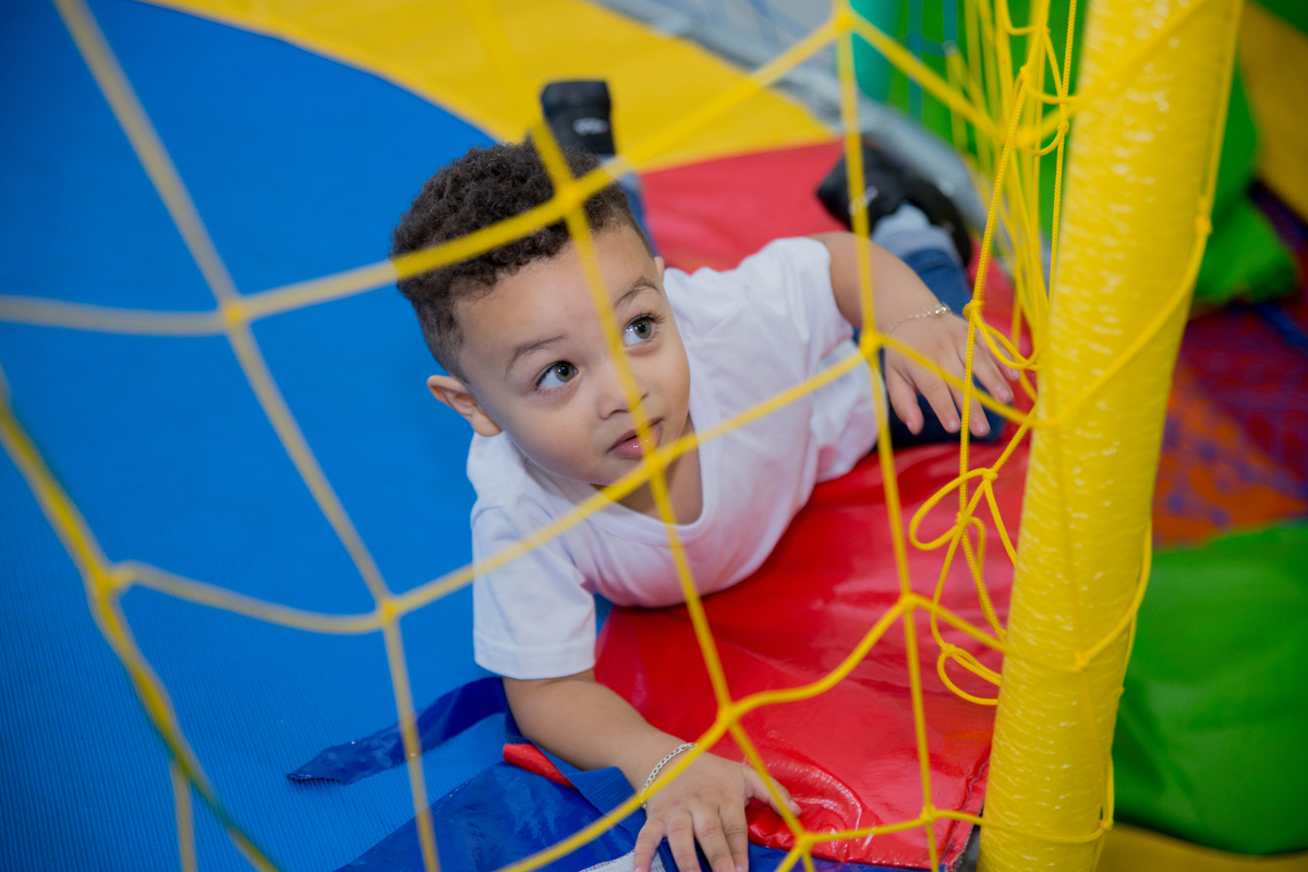 acompanhamento mensal de bebe caxias do sul figurino cenario tematico  personagem foto infantil serra gaucha fotografia familia mundo azul rosa ensaio fotografico crianca newborn baby menino menina smash the cake esmague o bolo banheira urso circo
