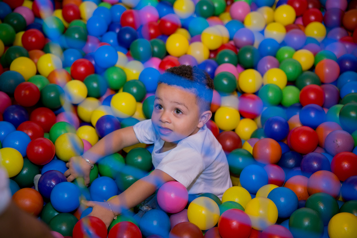 acompanhamento mensal de bebe caxias do sul figurino cenario tematico  personagem foto infantil serra gaucha fotografia familia mundo azul rosa ensaio fotografico crianca newborn baby menino menina smash the cake esmague o bolo banheira urso circo