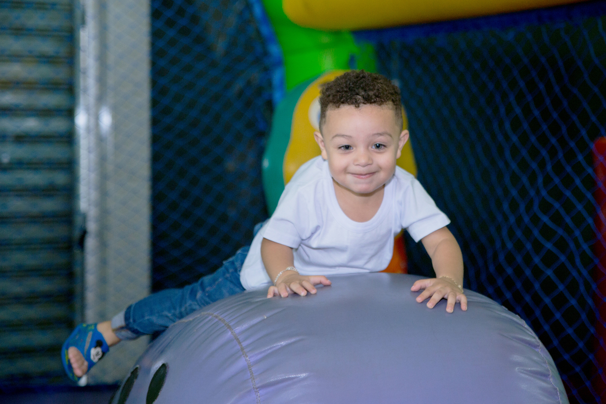 acompanhamento mensal de bebe caxias do sul figurino cenario tematico  personagem foto infantil serra gaucha fotografia familia mundo azul rosa ensaio fotografico crianca newborn baby menino menina smash the cake esmague o bolo banheira urso circo