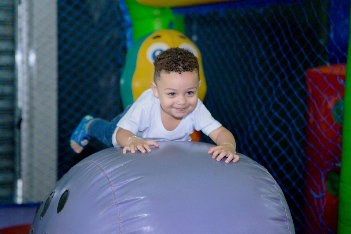 acompanhamento mensal de bebe caxias do sul figurino cenario tematico  personagem foto infantil serra gaucha fotografia familia mundo azul rosa ensaio fotografico crianca newborn baby menino menina smash the cake esmague o bolo banheira urso circo