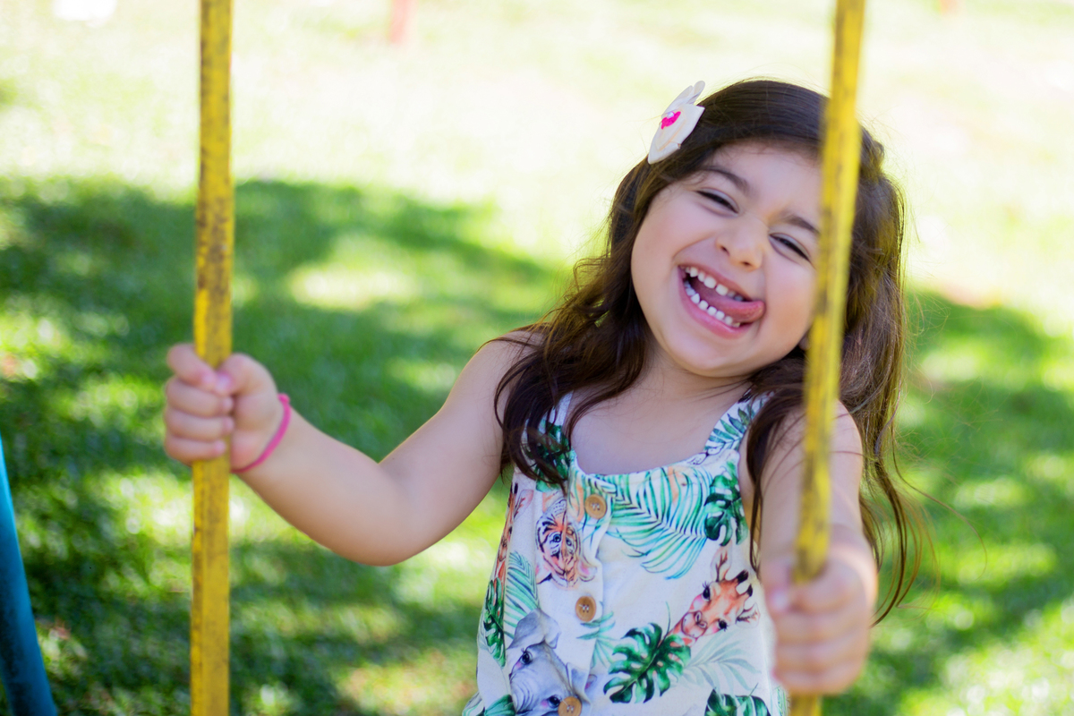acompanhamento mensal de bebe caxias do sul figurino cenario tematico  personagem foto infantil serra gaucha fotografia familia mundo azul rosa ensaio fotografico crianca newborn baby menino menina smash the cake esmague o bolo banheira urso circo