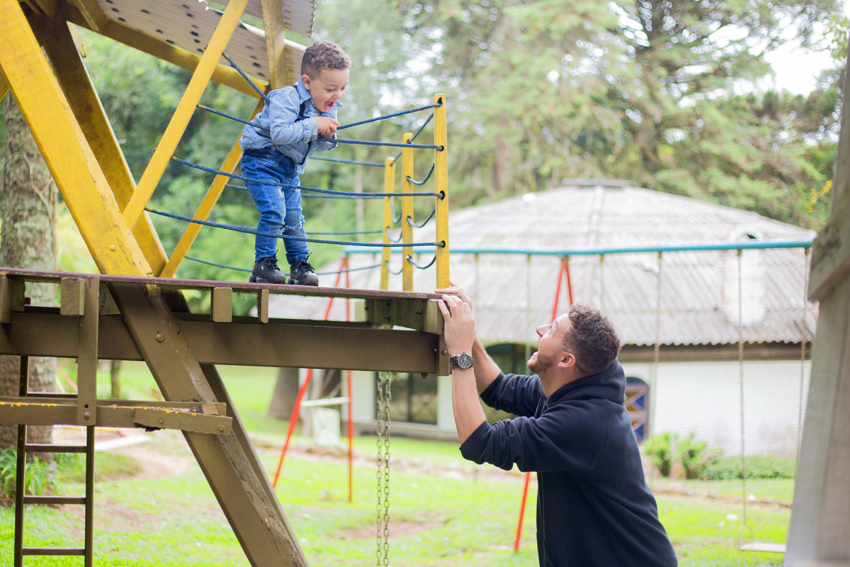 acompanhamento mensal de bebe caxias do sul figurino cenario tematico  personagem foto infantil serra gaucha fotografia familia mundo azul rosa ensaio fotografico crianca newborn baby menino menina smash the cake esmague o bolo banheira urso circo