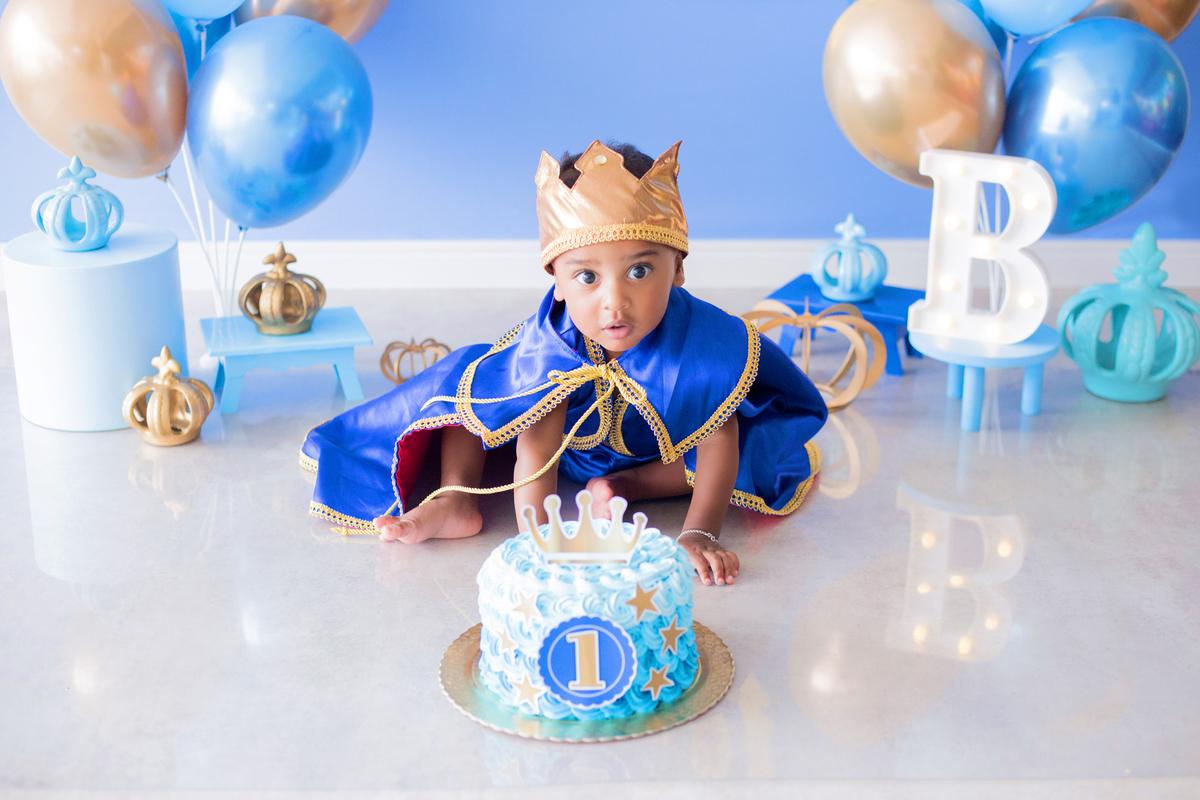 acompanhamento mensal de bebe caxias do sul figurino cenario tematico  personagem foto infantil serra gaucha fotografia familia mundo azul rosa ensaio fotografico crianca newborn baby menino menina smash the cake esmague o bolo banheira urso circo