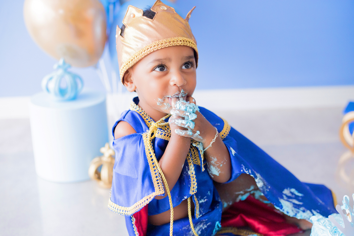acompanhamento mensal de bebe caxias do sul figurino cenario tematico  personagem foto infantil serra gaucha fotografia familia mundo azul rosa ensaio fotografico crianca newborn baby menino menina smash the cake esmague o bolo banheira urso circo