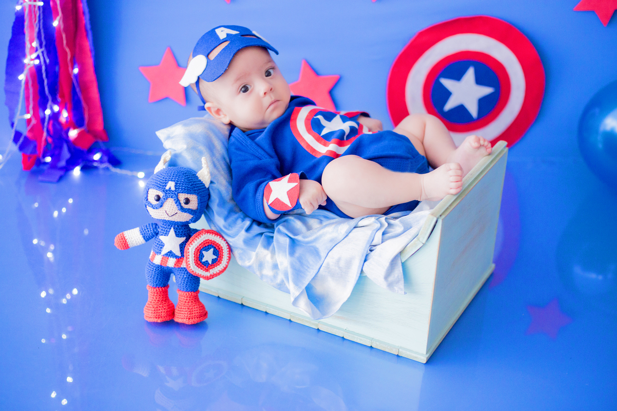 acompanhamento mensal de bebe caxias do sul figurino cenario tematico  personagem foto infantil serra gaucha fotografia familia mundo azul rosa ensaio fotografico crianca newborn baby menino menina smash the cake esmague o bolo banheira urso circo