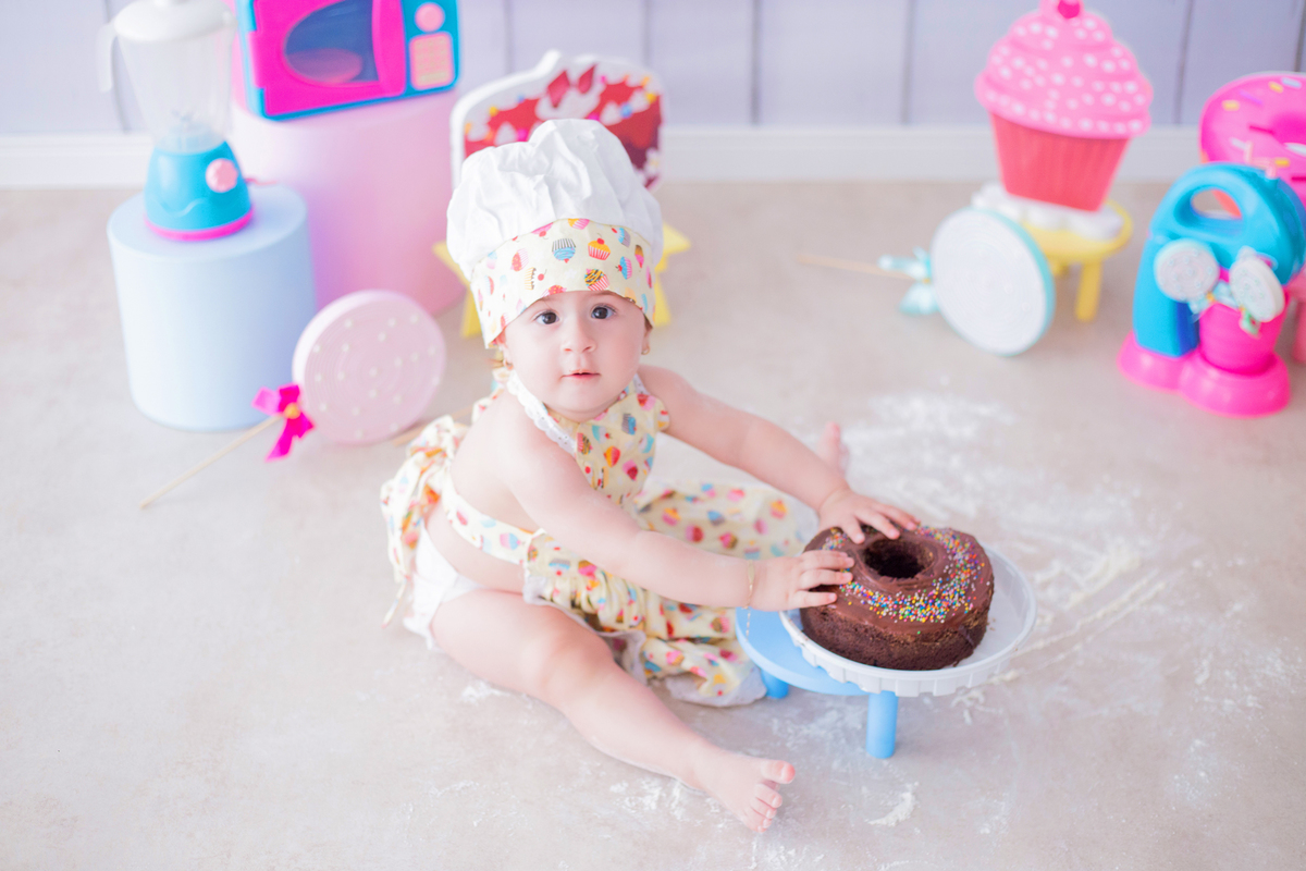 acompanhamento mensal de bebe caxias do sul figurino cenario tematico  personagem foto infantil serra gaucha fotografia familia mundo azul rosa ensaio fotografico crianca newborn baby menino menina smash the cake esmague o bolo banheira urso circo