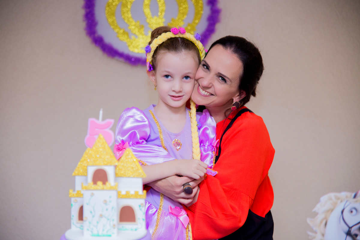 acompanhamento mensal de bebe caxias do sul figurino cenario tematico  personagem foto infantil serra gaucha fotografia familia mundo azul rosa ensaio fotografico crianca newborn baby menino menina smash the cake esmague o bolo banheira urso circo