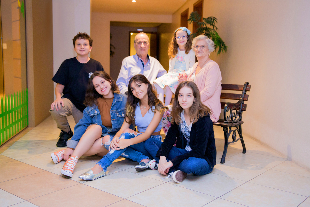 acompanhamento mensal de bebe caxias do sul figurino cenario tematico  personagem foto infantil serra gaucha fotografia familia mundo azul rosa ensaio fotografico crianca newborn baby menino menina smash the cake esmague o bolo banheira urso circo