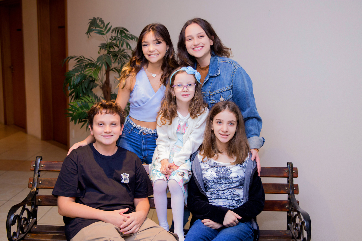 acompanhamento mensal de bebe caxias do sul figurino cenario tematico  personagem foto infantil serra gaucha fotografia familia mundo azul rosa ensaio fotografico crianca newborn baby menino menina smash the cake esmague o bolo banheira urso circo