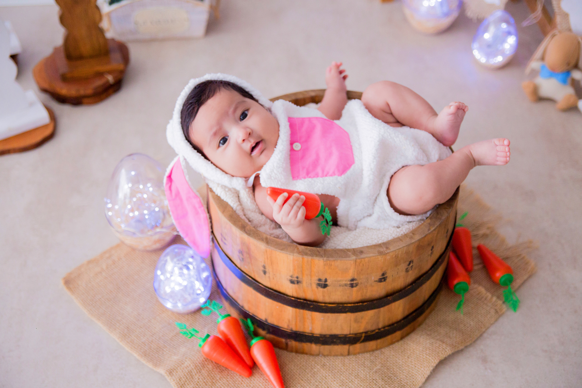 acompanhamento mensal de bebe caxias do sul figurino cenario tematico  personagem foto infantil serra gaucha fotografia familia mundo azul rosa ensaio fotografico crianca newborn baby menino menina smash the cake esmague o bolo banheira urso circo