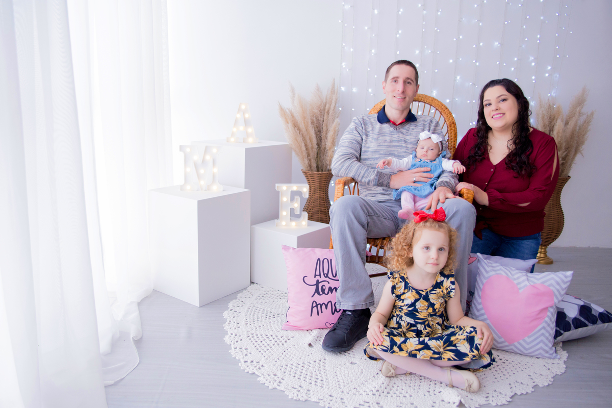 acompanhamento mensal de bebe caxias do sul figurino cenario tematico  personagem foto infantil serra gaucha fotografia familia mundo azul rosa ensaio fotografico crianca newborn baby menino menina smash the cake esmague o bolo banheira urso circo