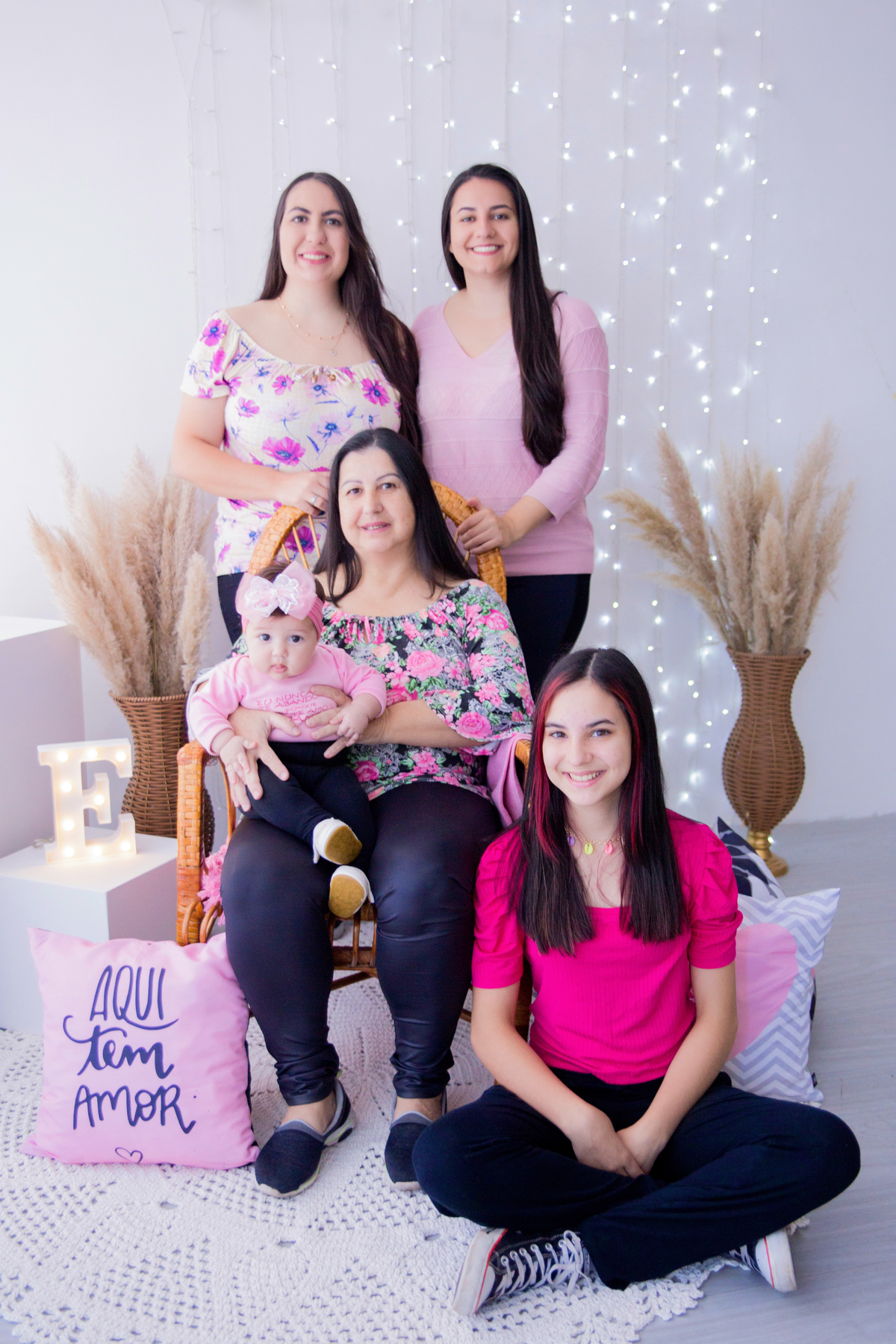 acompanhamento mensal de bebe caxias do sul figurino cenario tematico  personagem foto infantil serra gaucha fotografia familia mundo azul rosa ensaio fotografico crianca newborn baby menino menina smash the cake esmague o bolo banheira urso circo