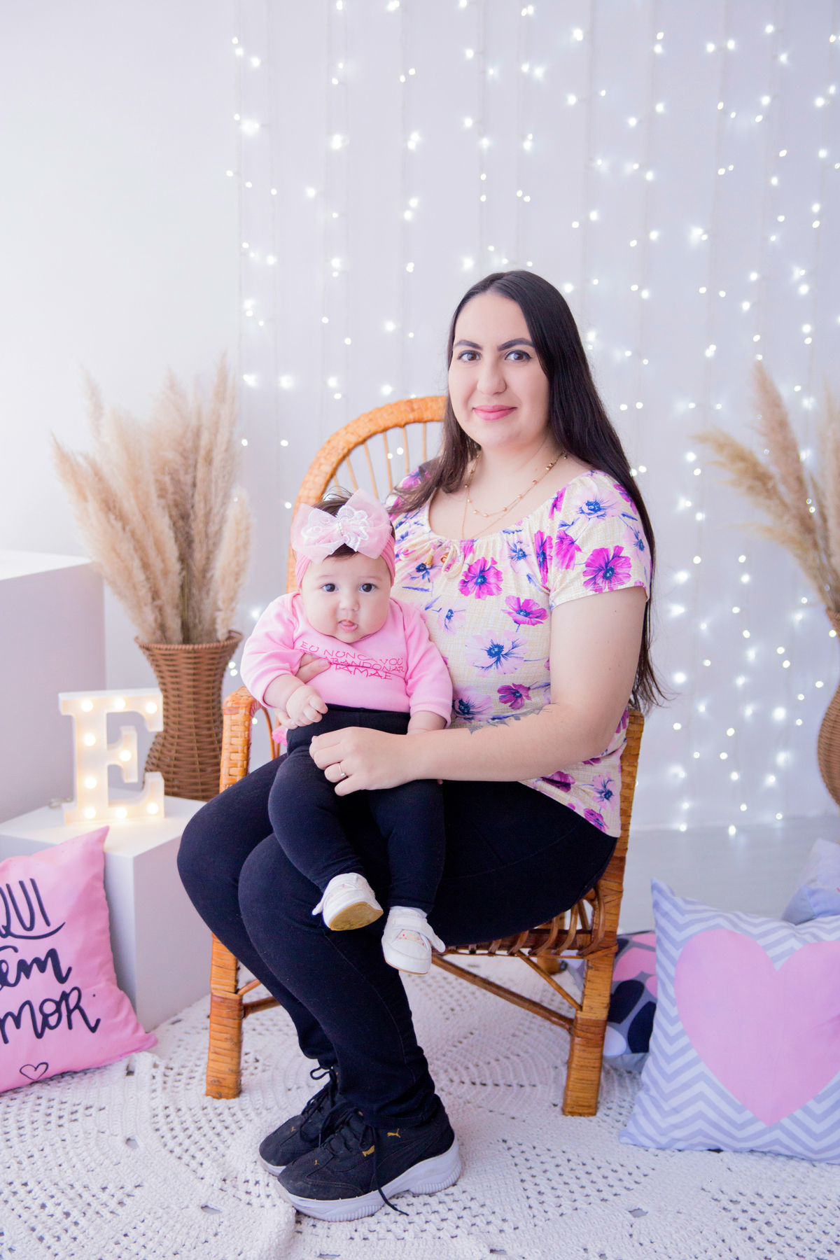 acompanhamento mensal de bebe caxias do sul figurino cenario tematico  personagem foto infantil serra gaucha fotografia familia mundo azul rosa ensaio fotografico crianca newborn baby menino menina smash the cake esmague o bolo banheira urso circo