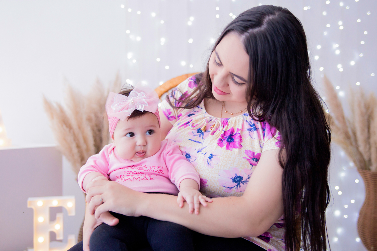 acompanhamento mensal de bebe caxias do sul figurino cenario tematico  personagem foto infantil serra gaucha fotografia familia mundo azul rosa ensaio fotografico crianca newborn baby menino menina smash the cake esmague o bolo banheira urso circo