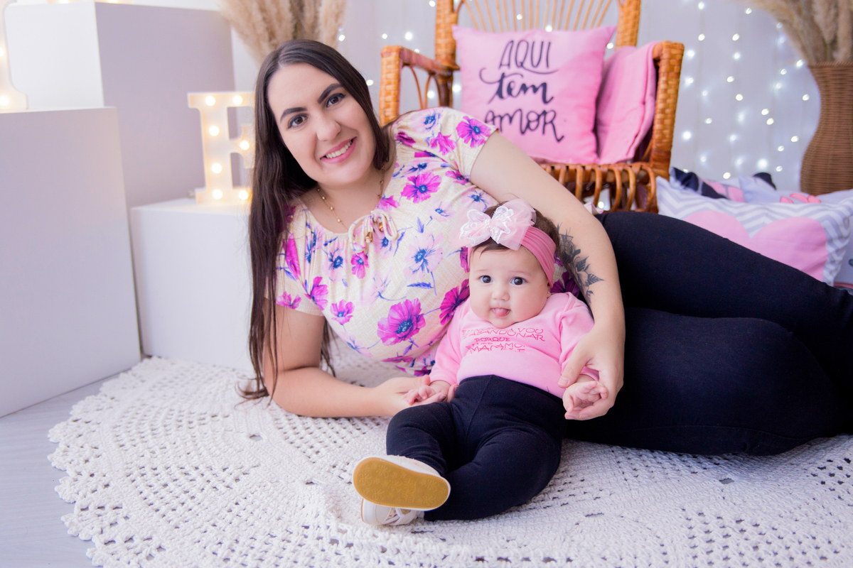 acompanhamento mensal de bebe caxias do sul figurino cenario tematico  personagem foto infantil serra gaucha fotografia familia mundo azul rosa ensaio fotografico crianca newborn baby menino menina smash the cake esmague o bolo banheira urso circo