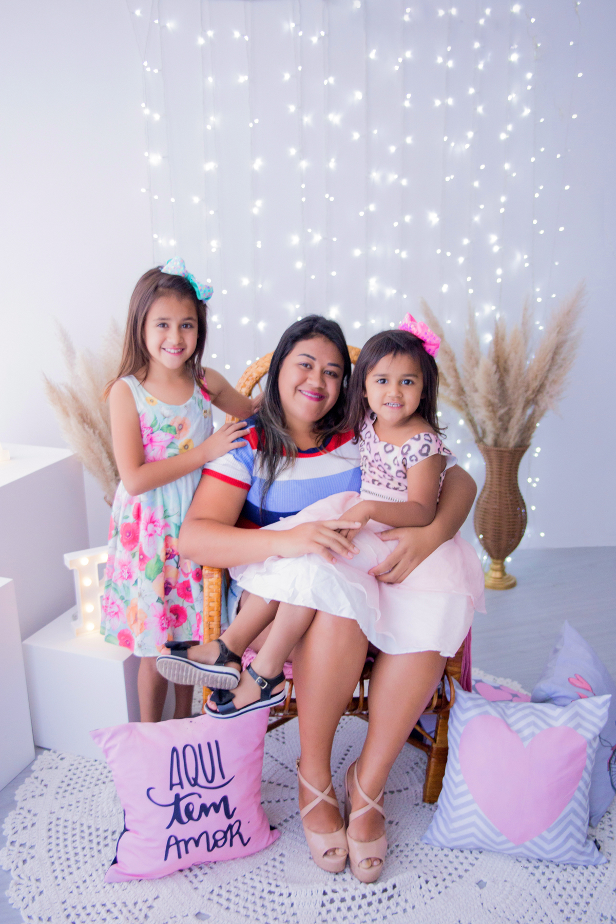 acompanhamento mensal de bebe caxias do sul figurino cenario tematico  personagem foto infantil serra gaucha fotografia familia mundo azul rosa ensaio fotografico crianca newborn baby menino menina smash the cake esmague o bolo banheira urso circo