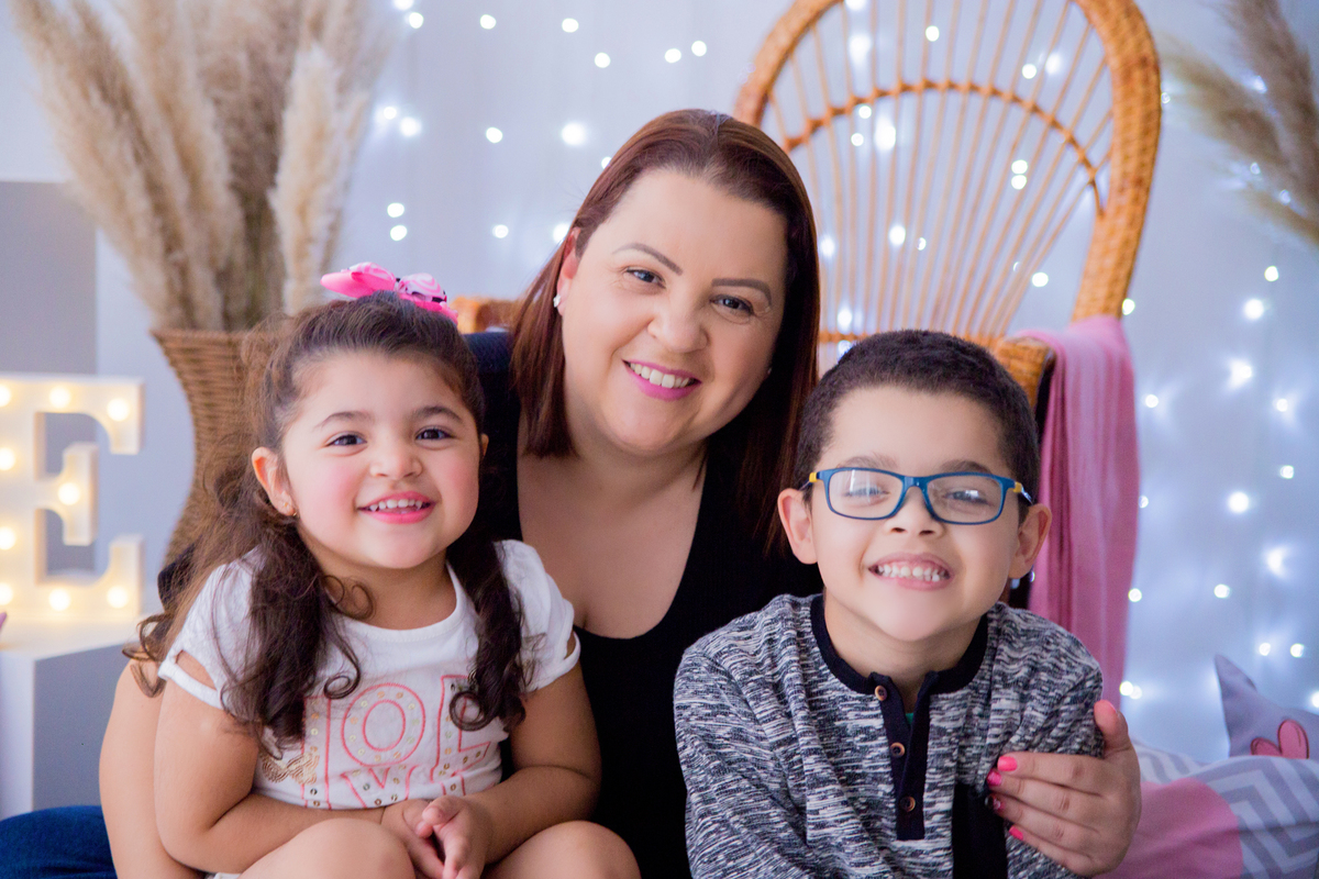 acompanhamento mensal de bebe caxias do sul figurino cenario tematico  personagem foto infantil serra gaucha fotografia familia mundo azul rosa ensaio fotografico crianca newborn baby menino menina smash the cake esmague o bolo banheira urso circo