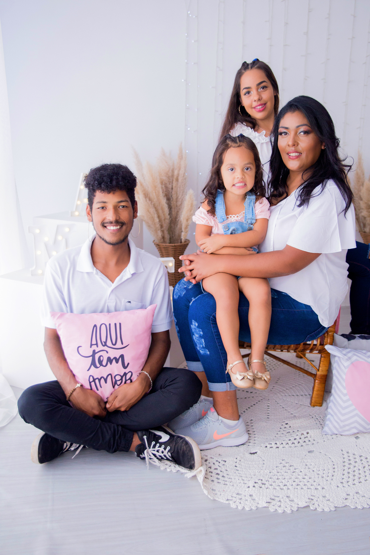 acompanhamento mensal de bebe caxias do sul figurino cenario tematico  personagem foto infantil serra gaucha fotografia familia mundo azul rosa ensaio fotografico crianca newborn baby menino menina smash the cake esmague o bolo banheira urso circo