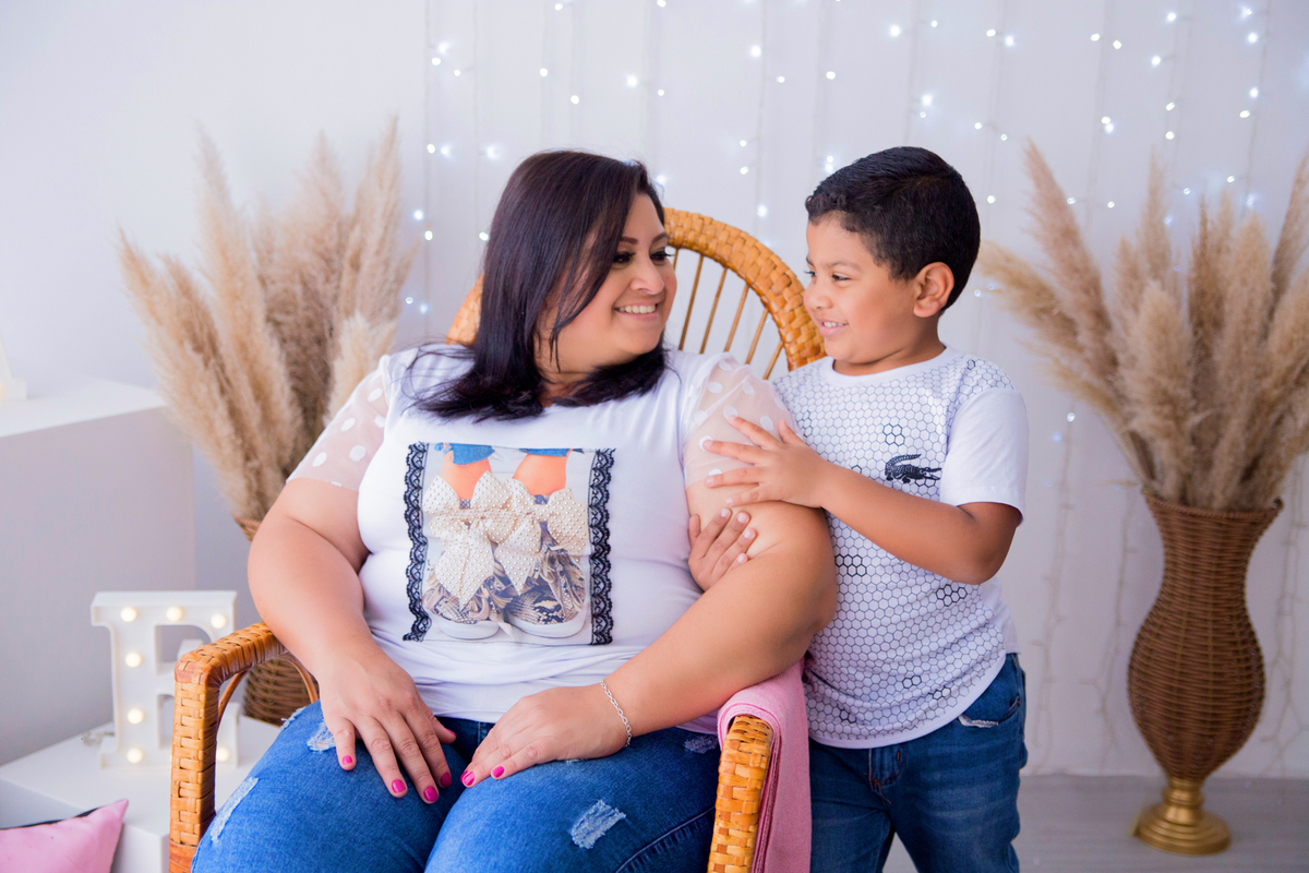 acompanhamento mensal de bebe caxias do sul figurino cenario tematico  personagem foto infantil serra gaucha fotografia familia mundo azul rosa ensaio fotografico crianca newborn baby menino menina smash the cake esmague o bolo banheira urso circo