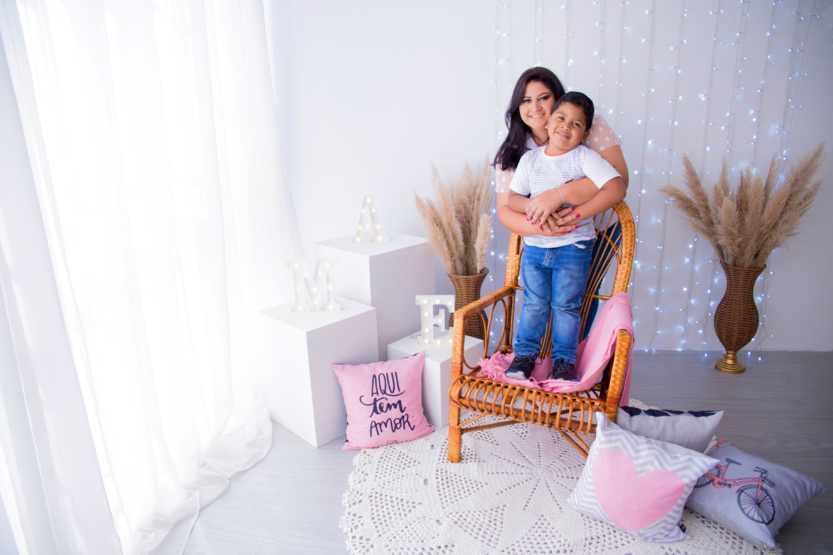 acompanhamento mensal de bebe caxias do sul figurino cenario tematico  personagem foto infantil serra gaucha fotografia familia mundo azul rosa ensaio fotografico crianca newborn baby menino menina smash the cake esmague o bolo banheira urso circo