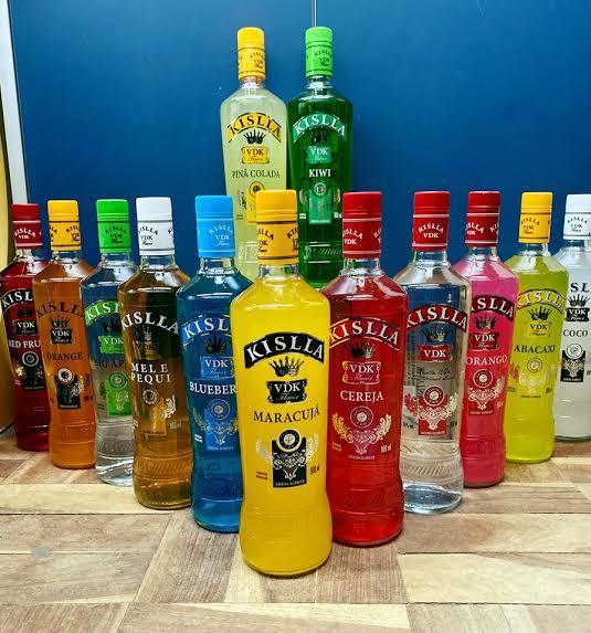 Bebidas:Cerveja Skol ou Brahma: Uma 10,00 ou Três por 20,00 Doses 30,lo qualquer uma da casa...